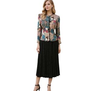 Adrianna Papell Silk Printed Jacket & Black Jacquard Pleated Skirt Set – 8P